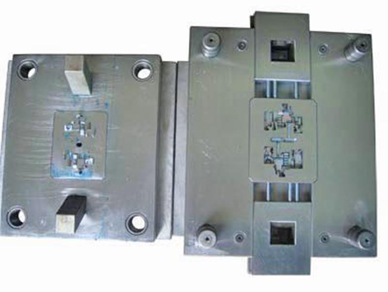 剑阁精密塑料模-01